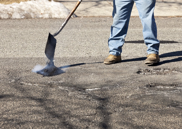 Council asks province to get tougher on those who abuse public works employees and contractors
