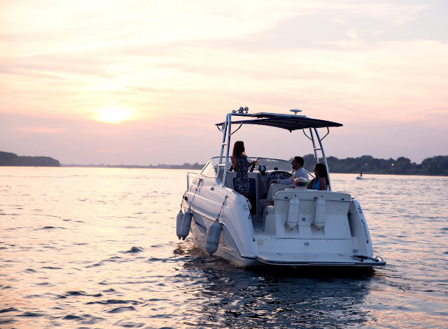 Pleasure craft licences now have an expiration date