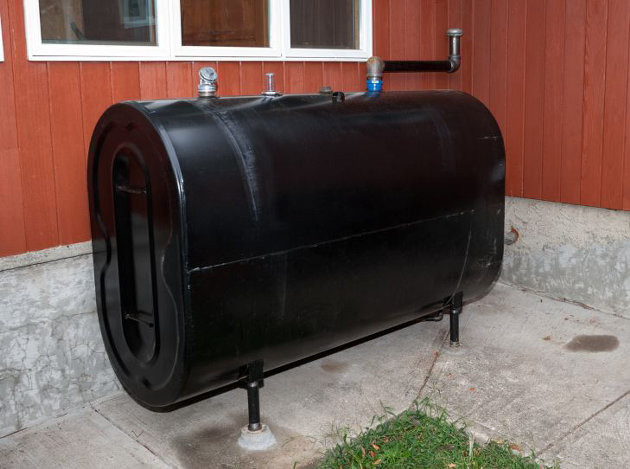 Federal and provincial governments invest $60M to help income-tested homeowners get off oil