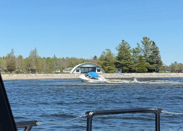 Boat operator goes over and is hit by runaway boat in Georgian Bay