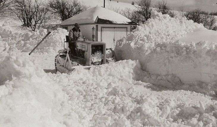 Paul-Tapley-and-bulldozer-moving-snow-1960s-2-EDITED.jpg